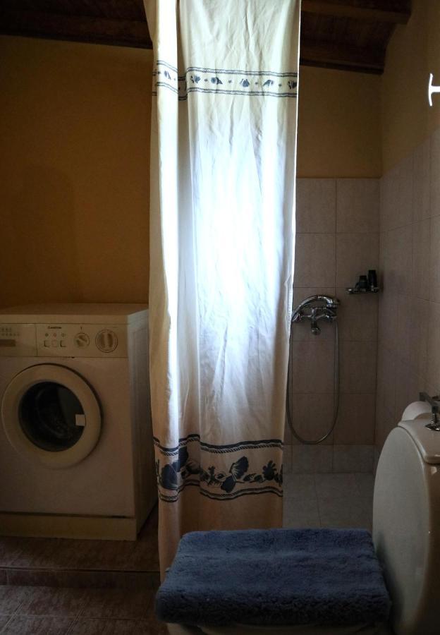 Апартаменты House Of Monachogios, Agios Fokas, Monemvassia Монемвазия Экстерьер фото